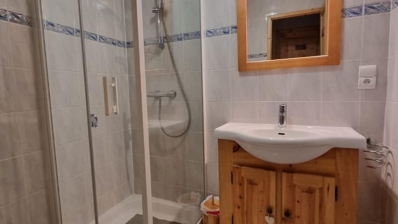 Photo of Bathroom in Lanslevillard