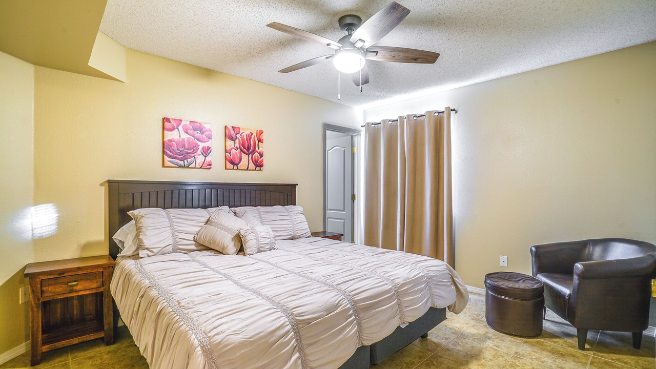 Photo of Bedroom in Biggs Field