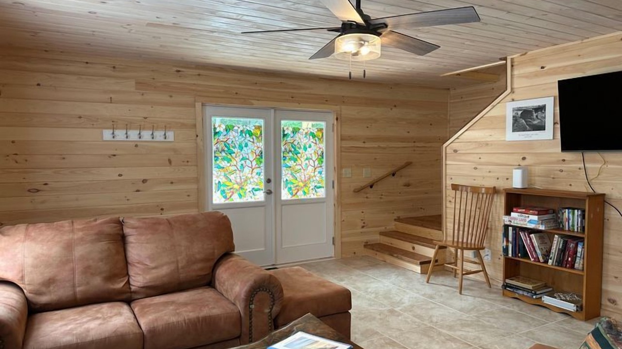 Photo of Livingroom in Mac Mahan