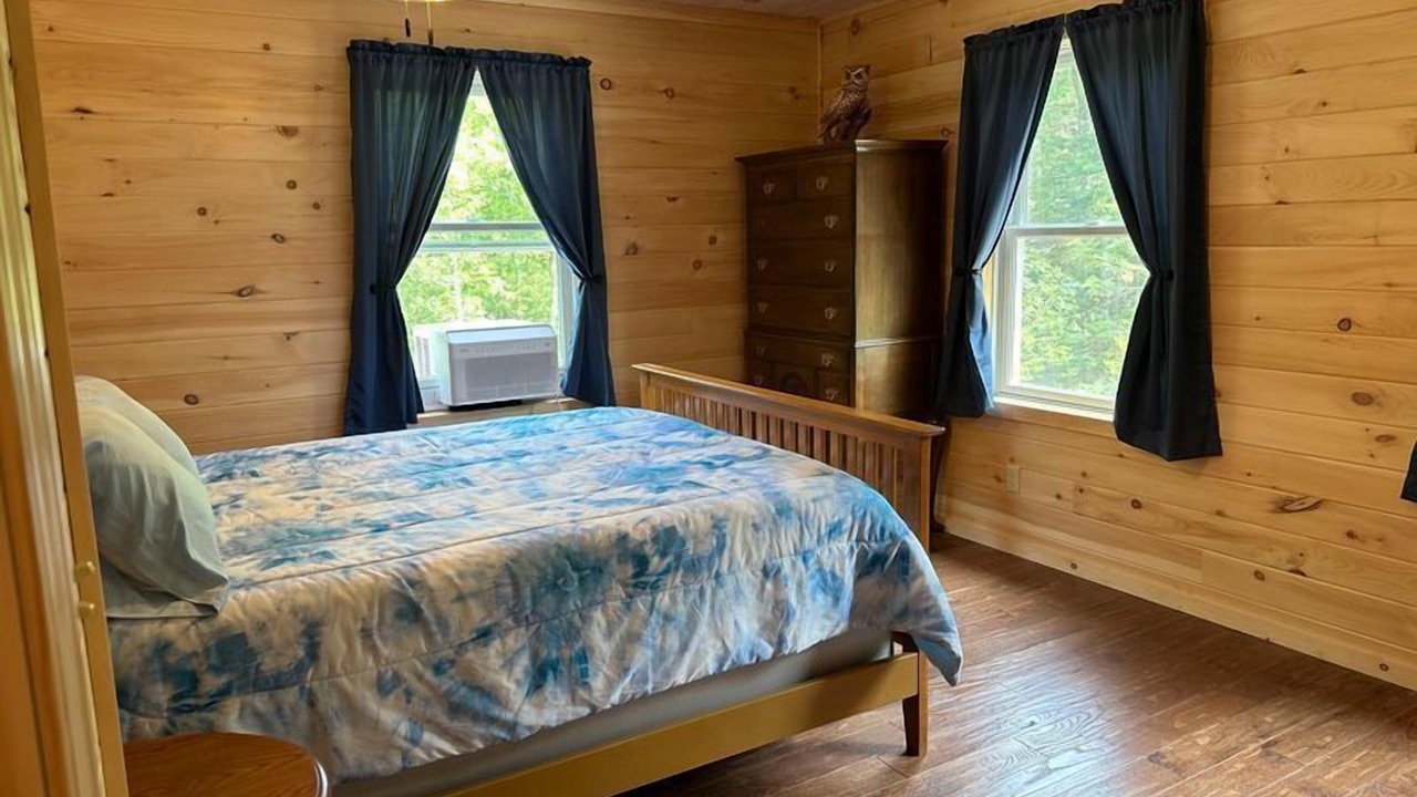 Photo of Bedroom in Mac Mahan