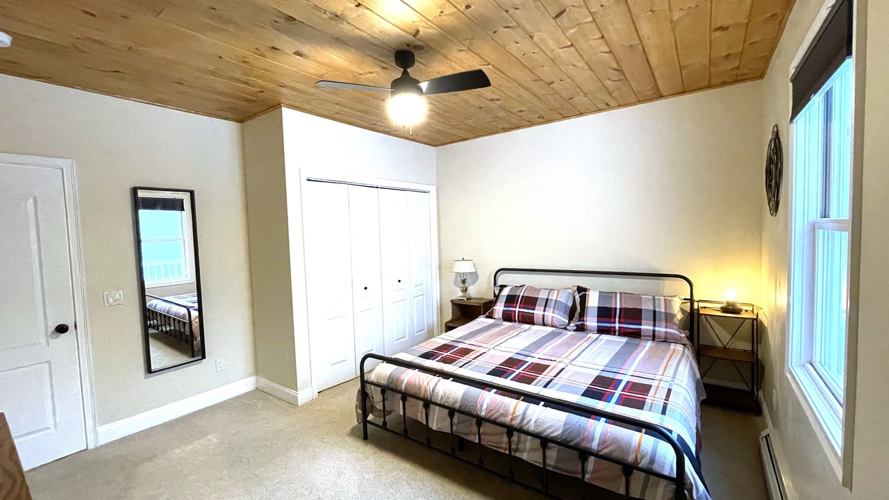 Photo of Others in New London