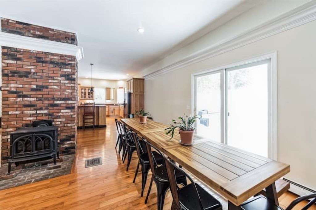 Photo of Others in New London