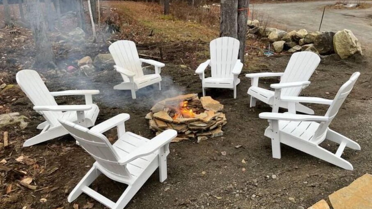 Photo of Others in New London