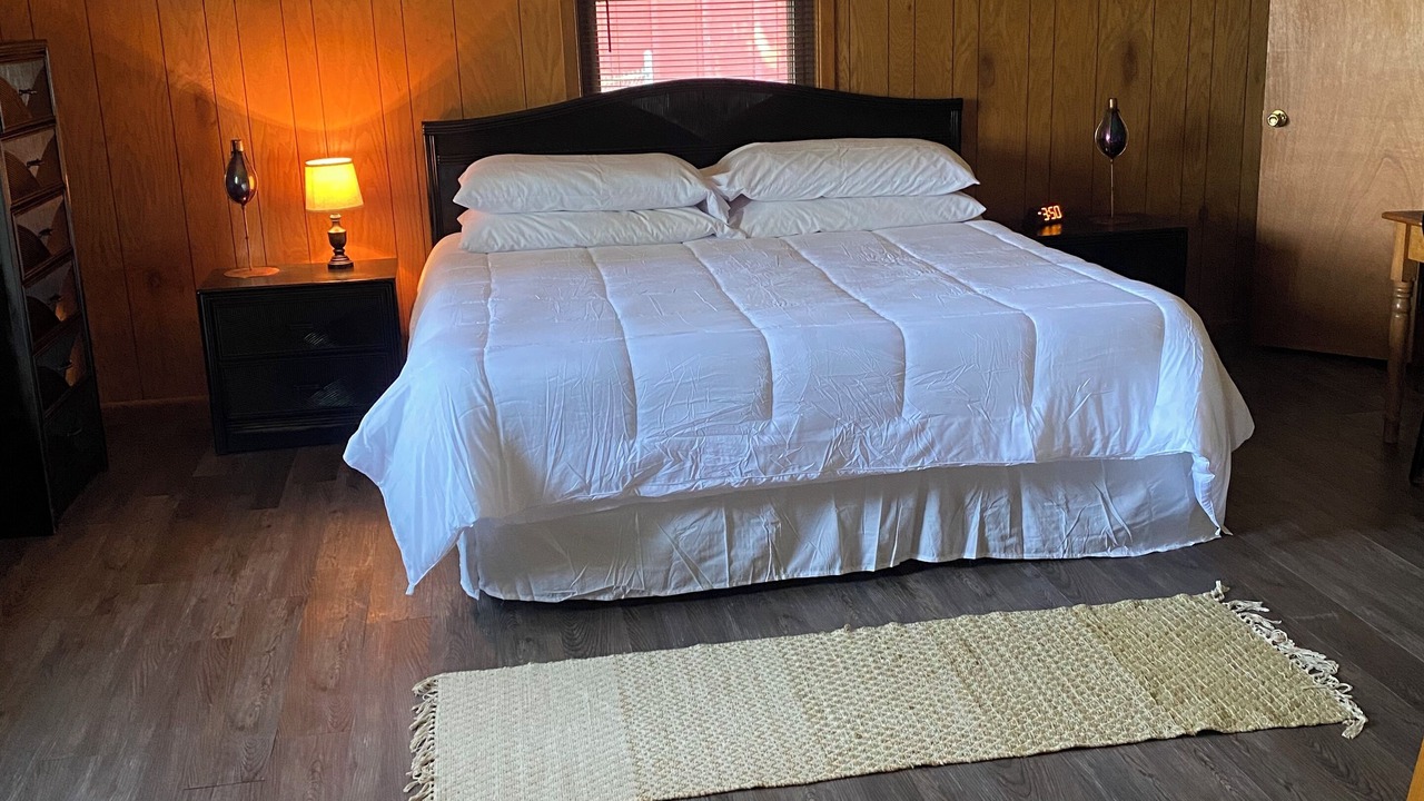 Photo of Bedroom in Higden