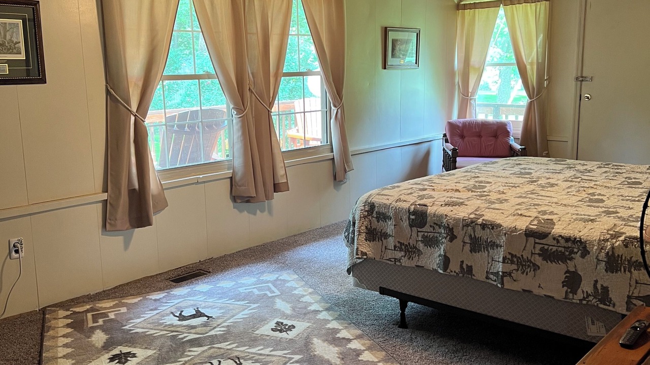 Photo of Bedroom in Covington