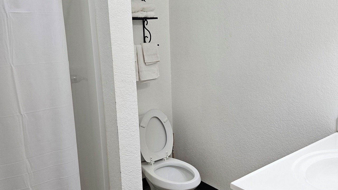 Photo of Bathroom in Sterling City