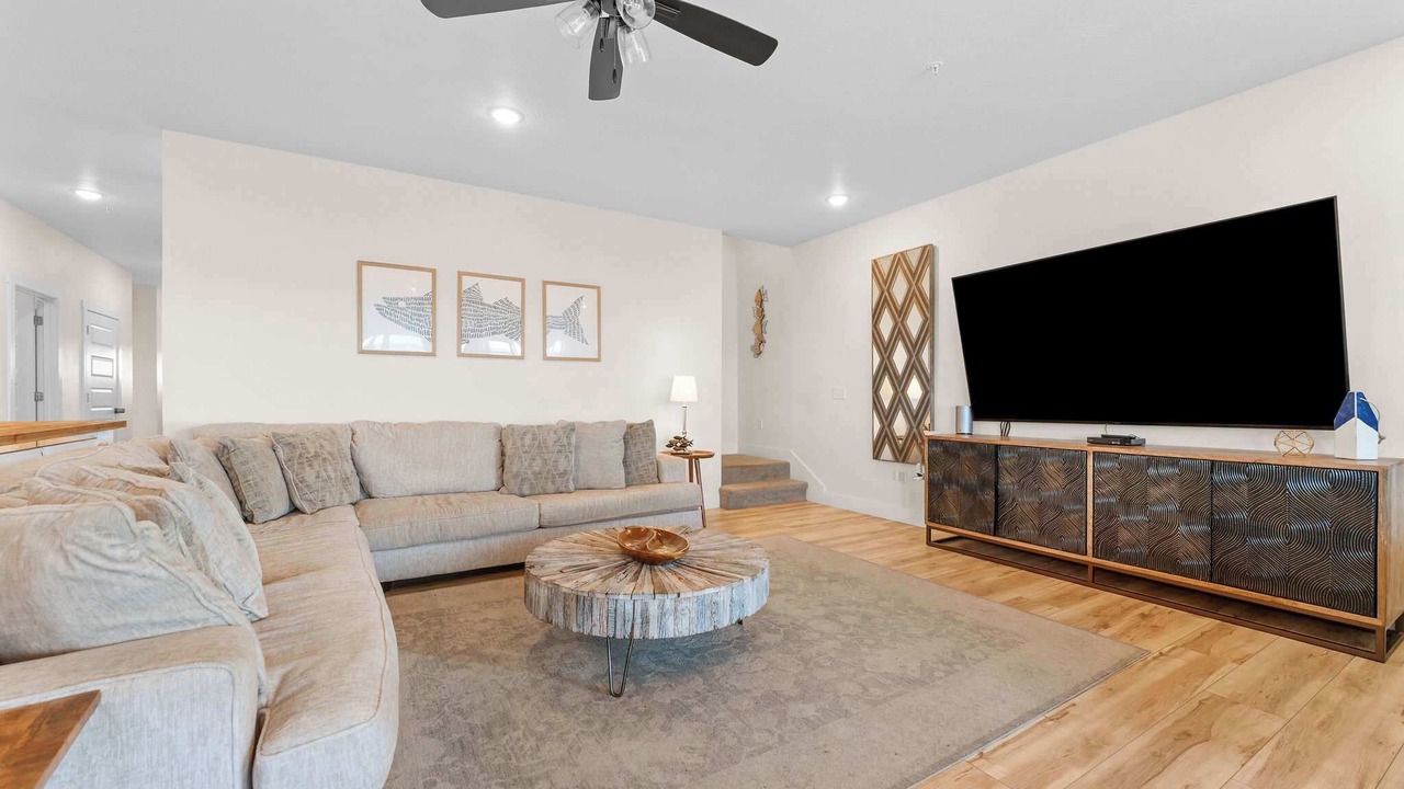 Photo of Livingroom in Kimberling City