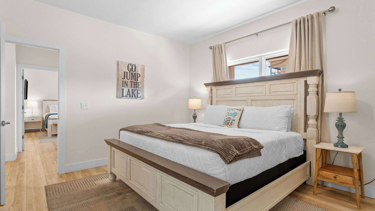 Photo of Bedroom in Kimberling City