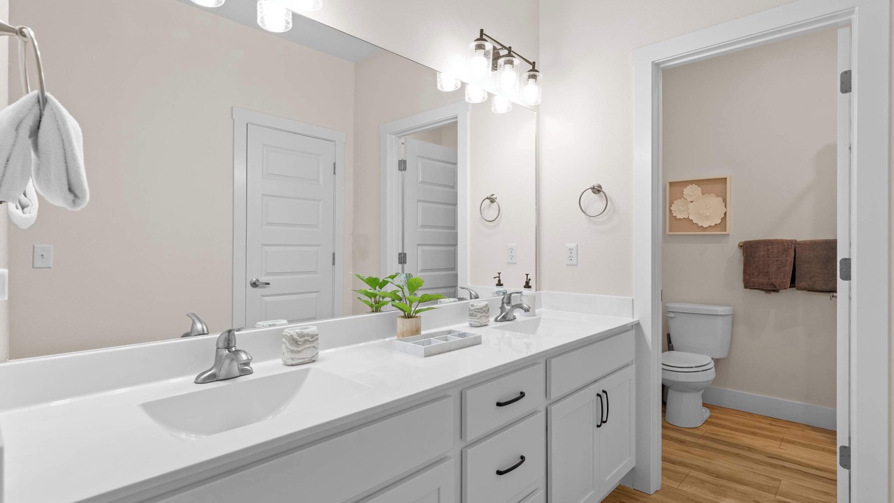Photo of Bathroom in Kimberling City