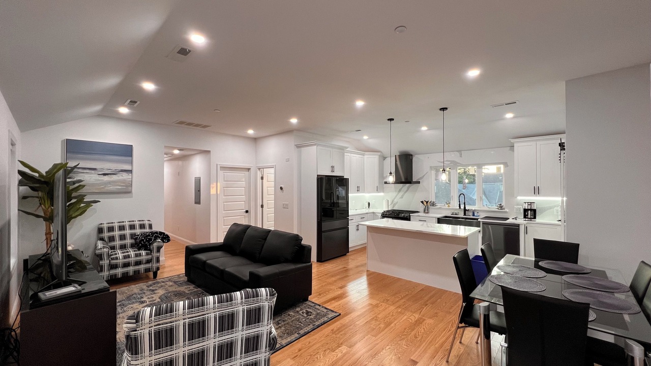 Photo of Livingroom in Danvers