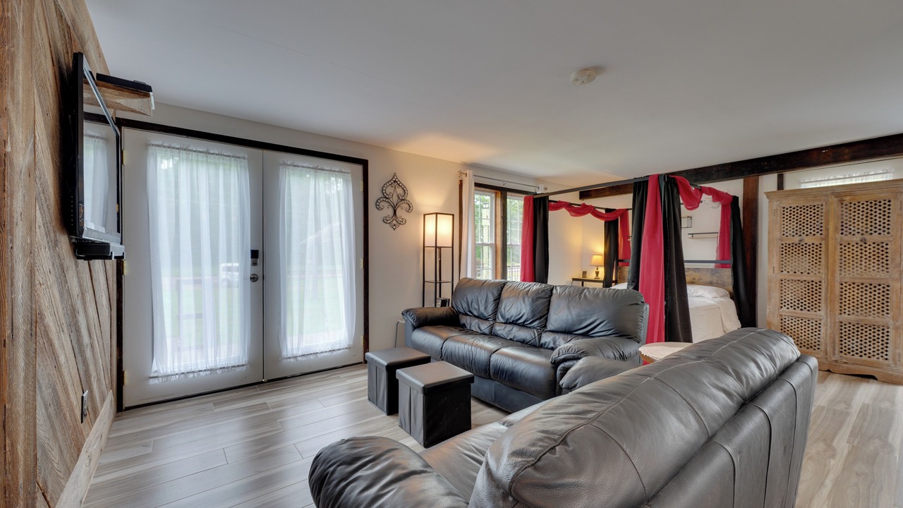 Photo of Others in Black Creek