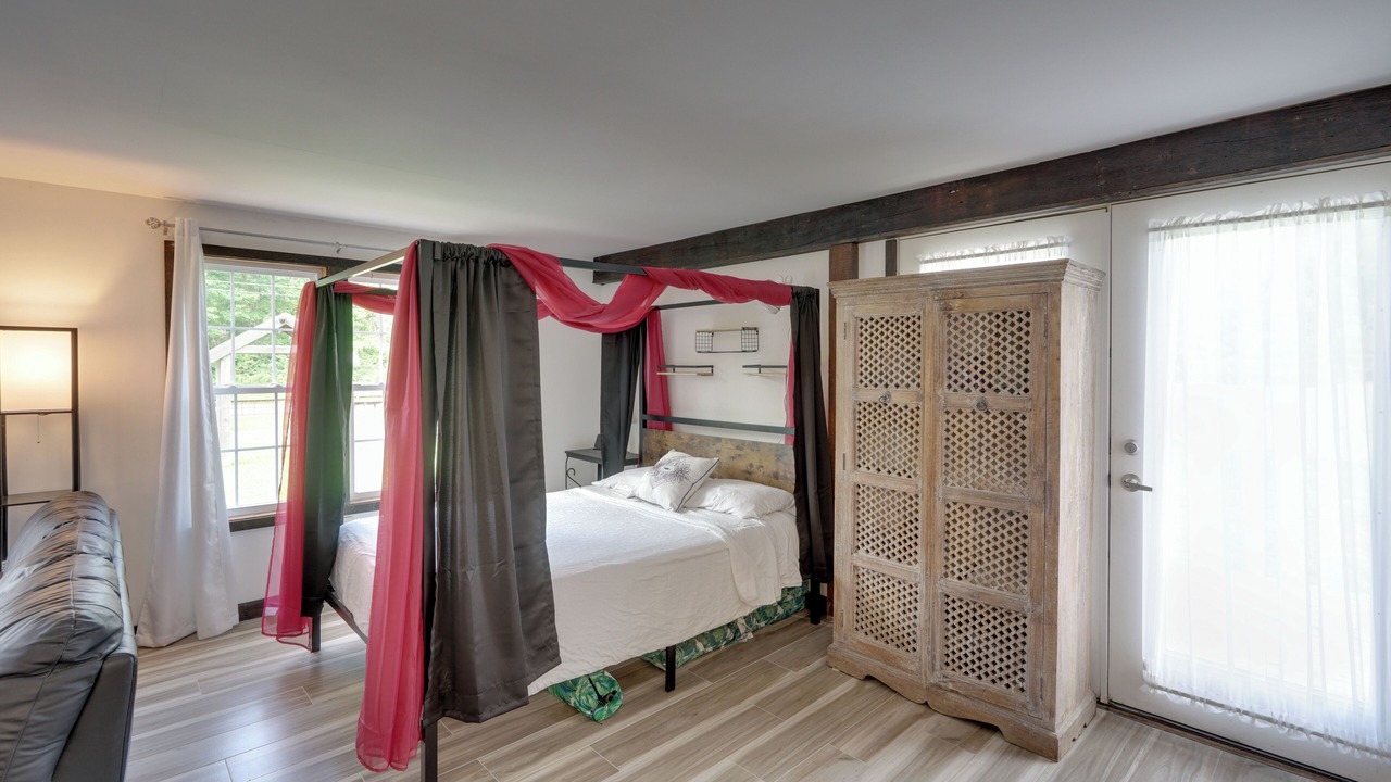 Photo of Others in Black Creek