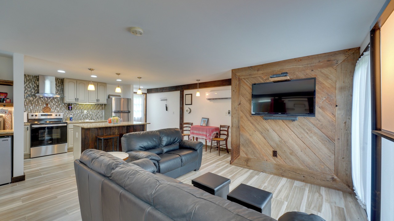 Photo of Others in Black Creek