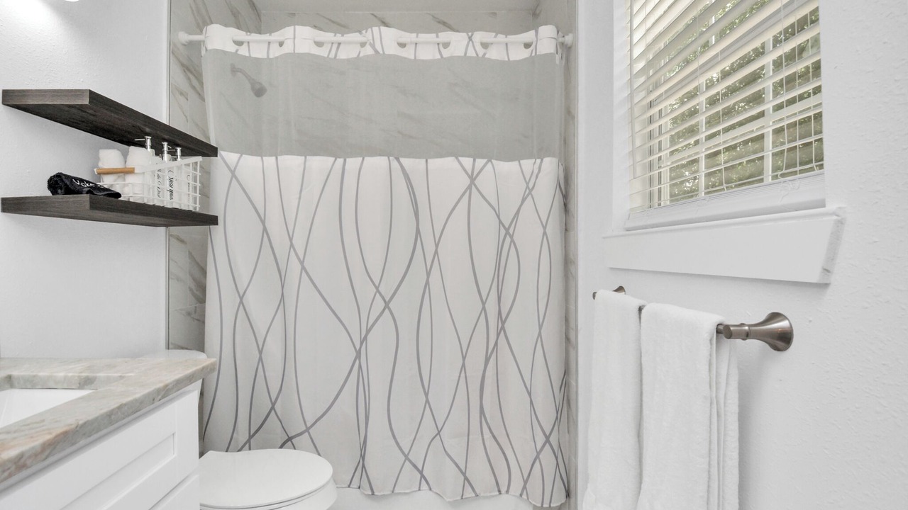 Photo of Bathroom in South Central Houston