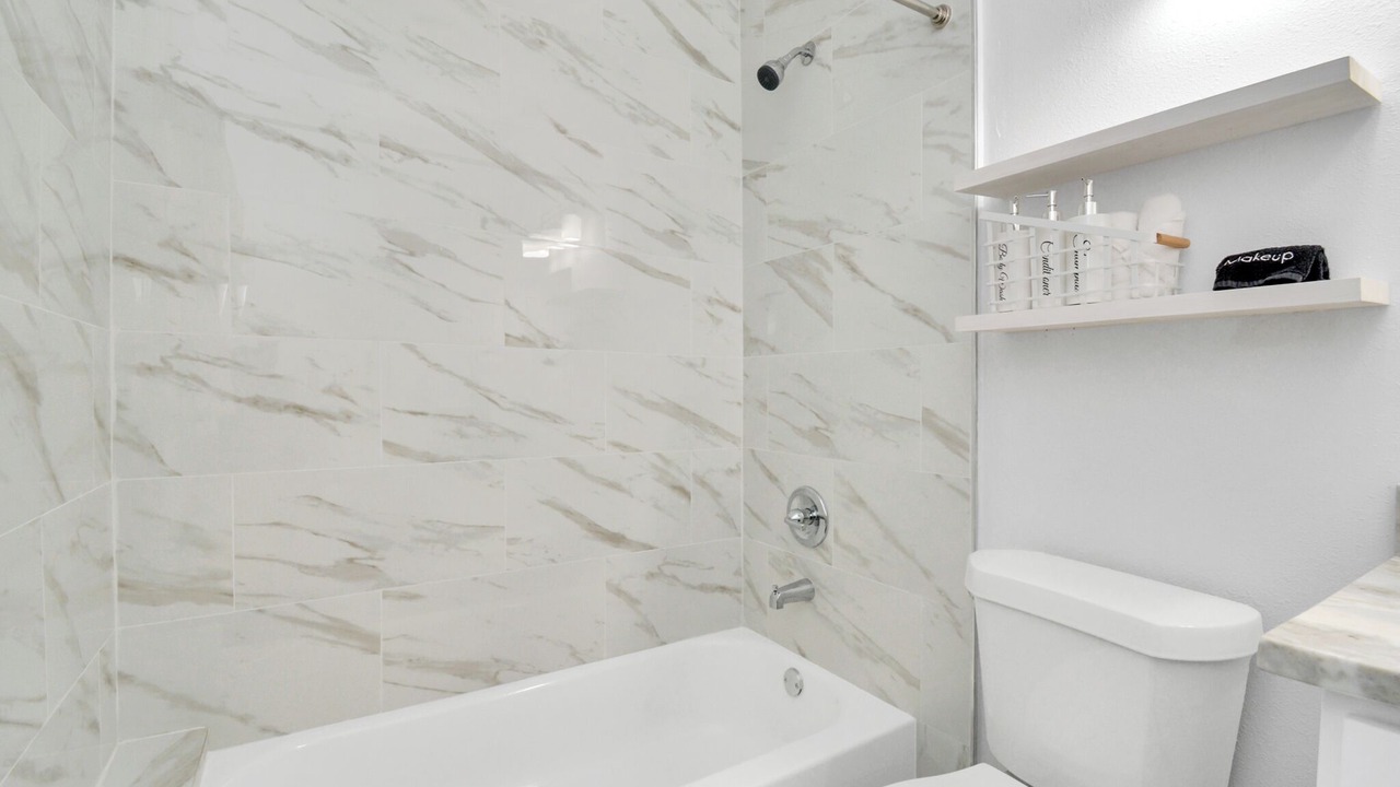 Photo of Bathroom in South Central Houston