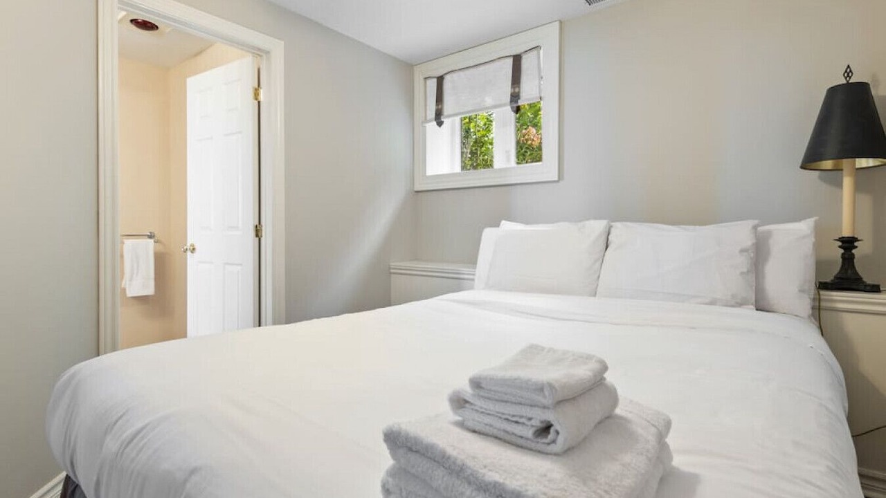 Photo of Bedroom in Meaford