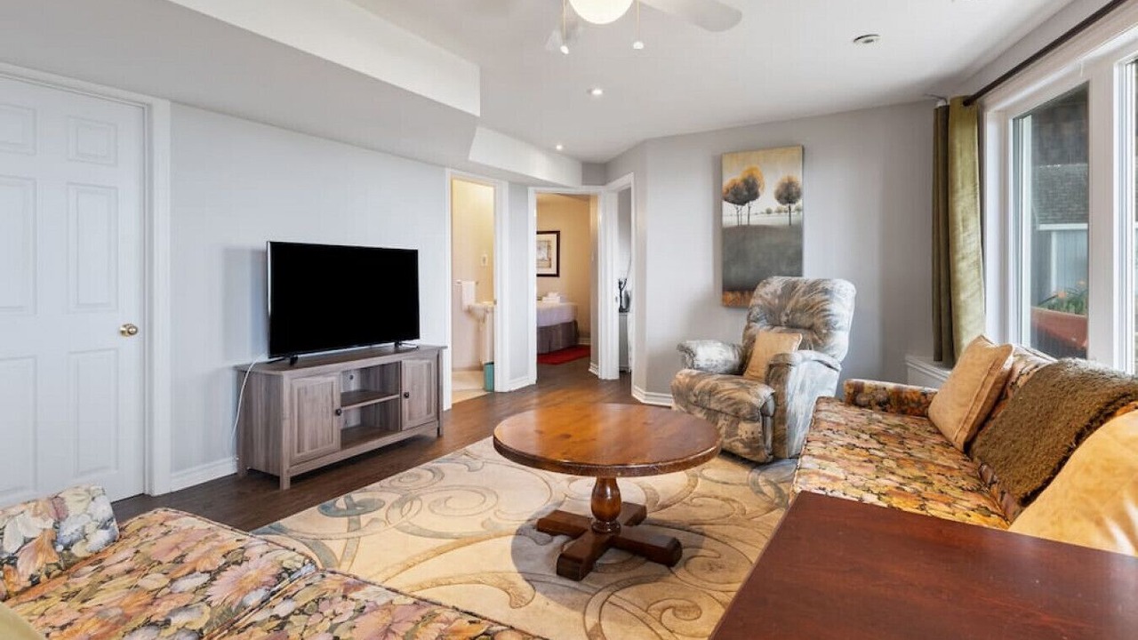 Photo of Livingroom in Meaford