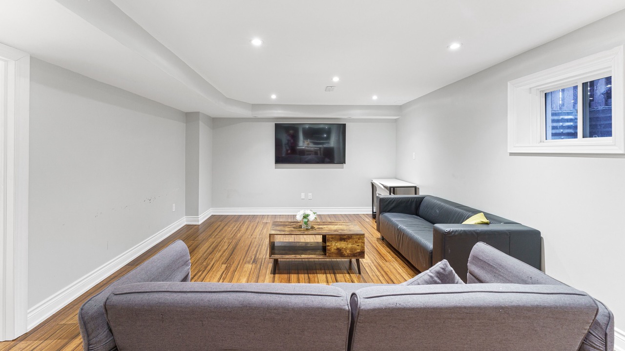 Photo of Livingroom in Whitby