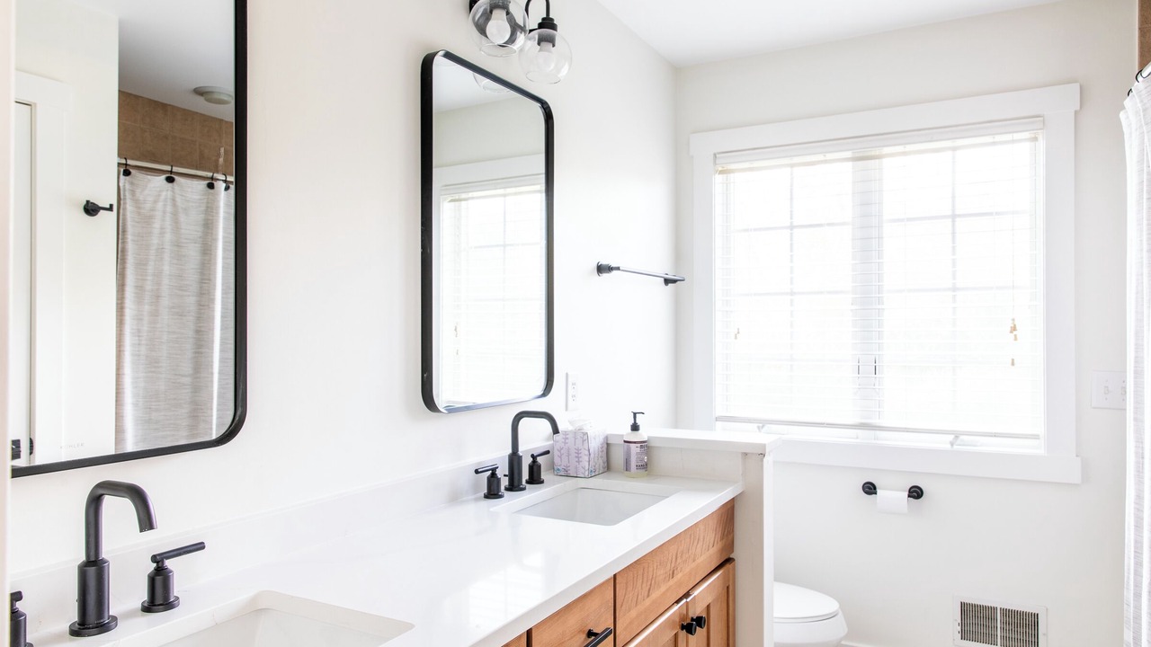 Photo of Bathroom in Union Pier