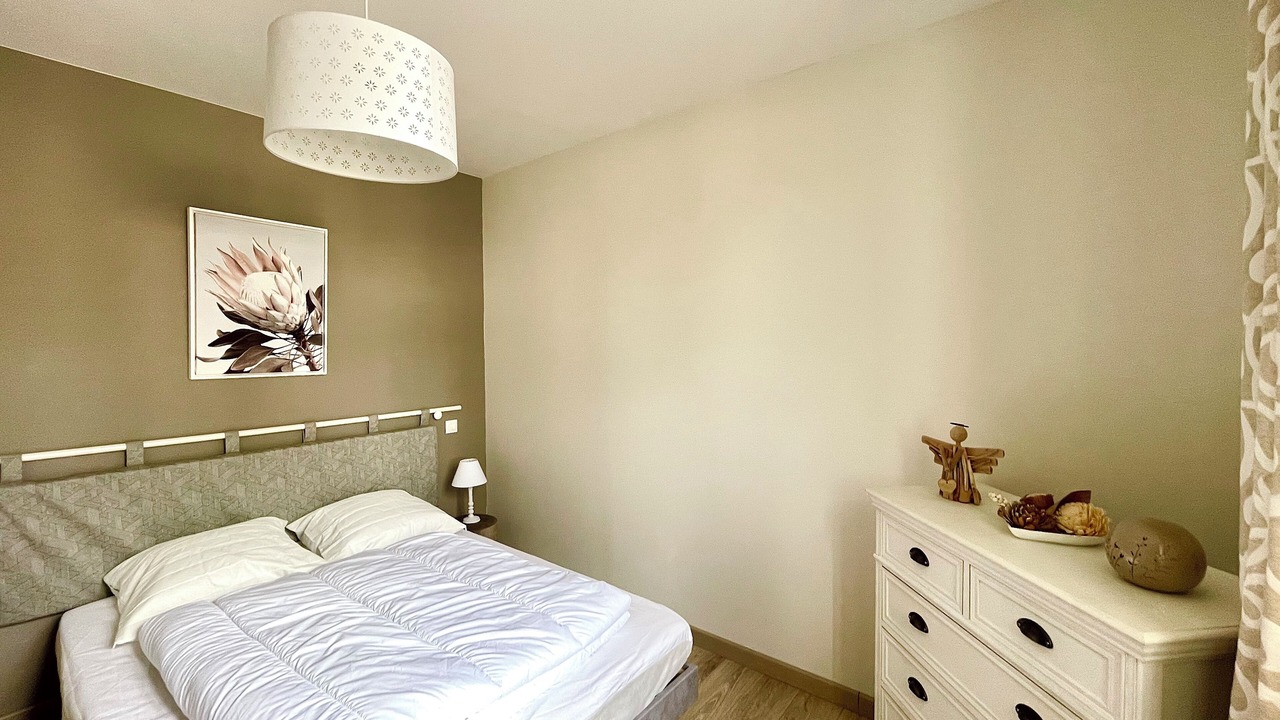 Photo of Bedroom in Lanobre