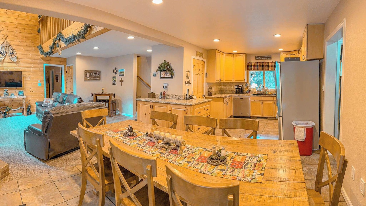 Photo of Others in Sierra Cedars