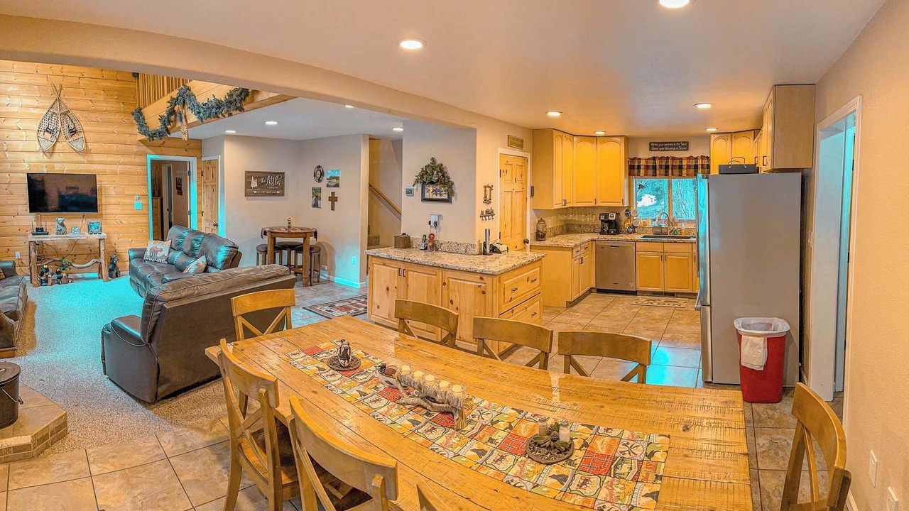 Photo of Others in Sierra Cedars