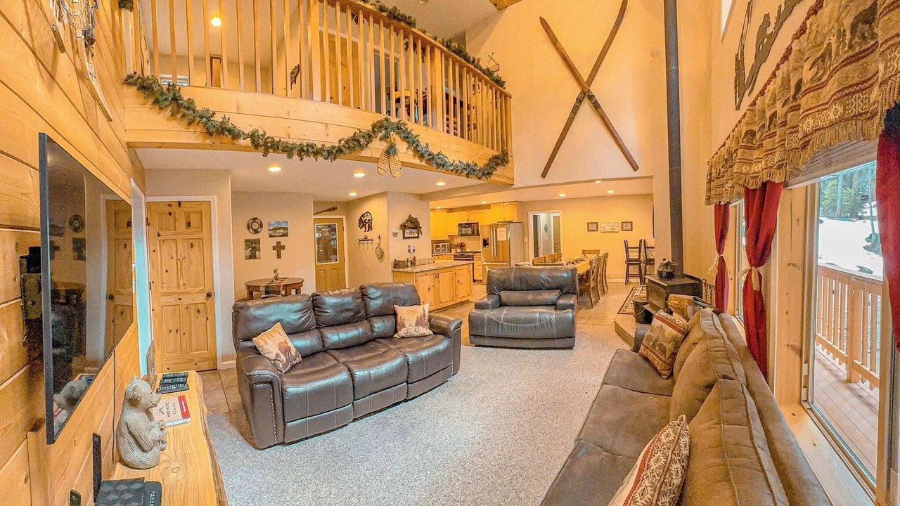 Photo of Livingroom in Sierra Cedars