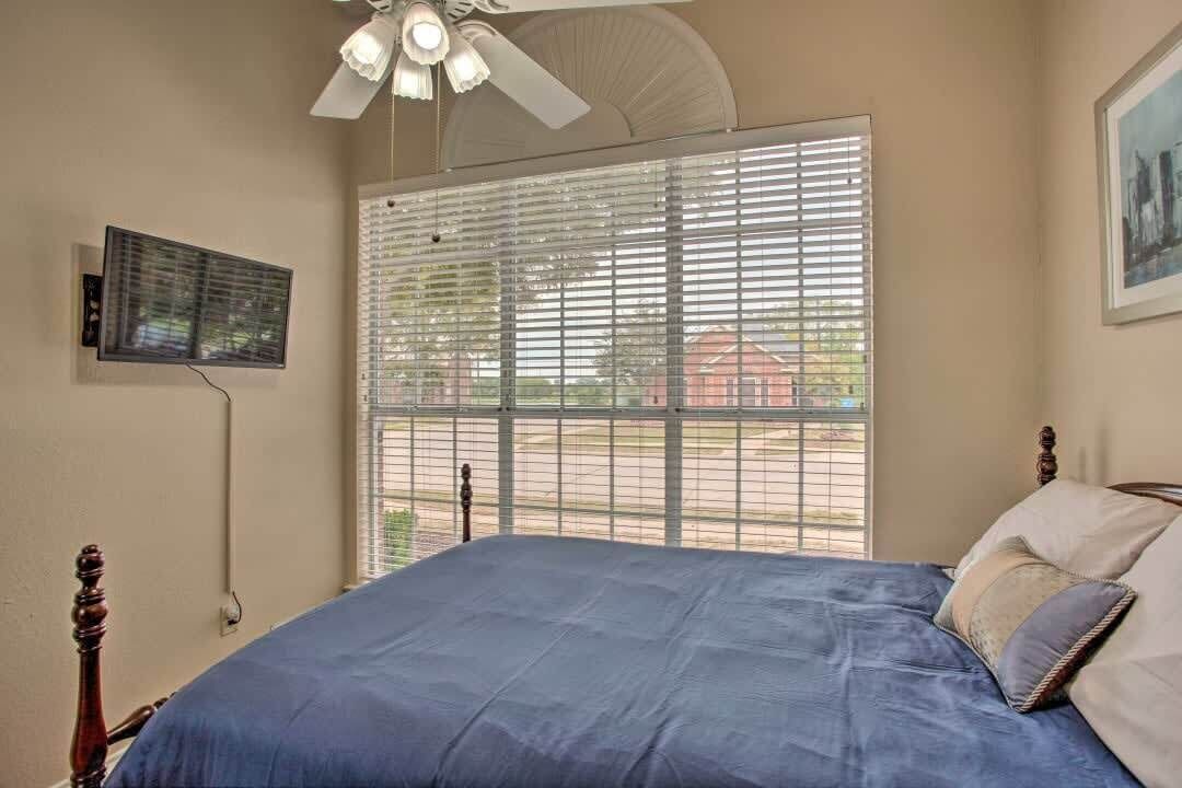 Photo of Bedroom in Rowlett