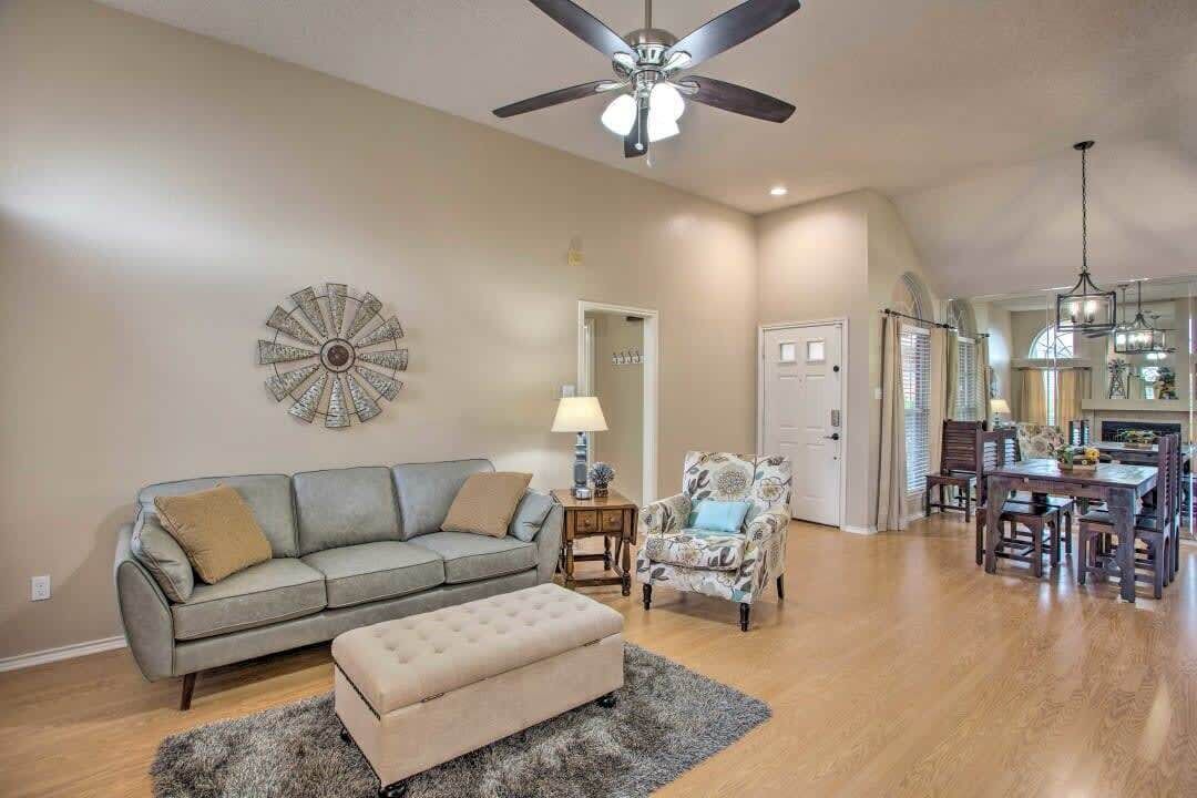 Photo of Livingroom in Rowlett