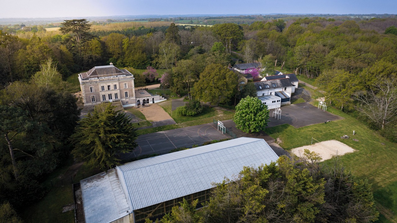 Photo of Outdoor in Becon-les-Granits