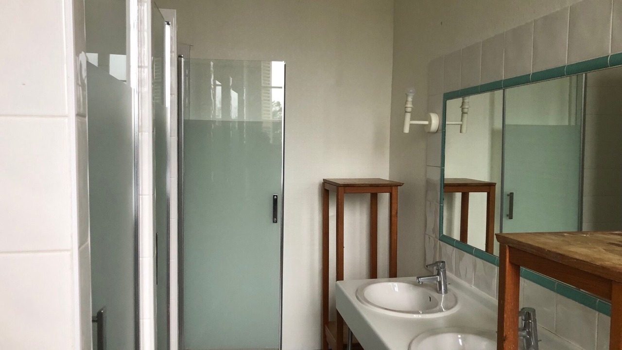 Photo of Bathroom in Becon-les-Granits