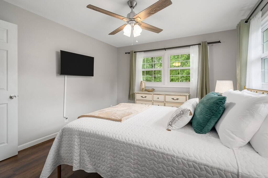 Photo of Bedroom in Creve Coeur