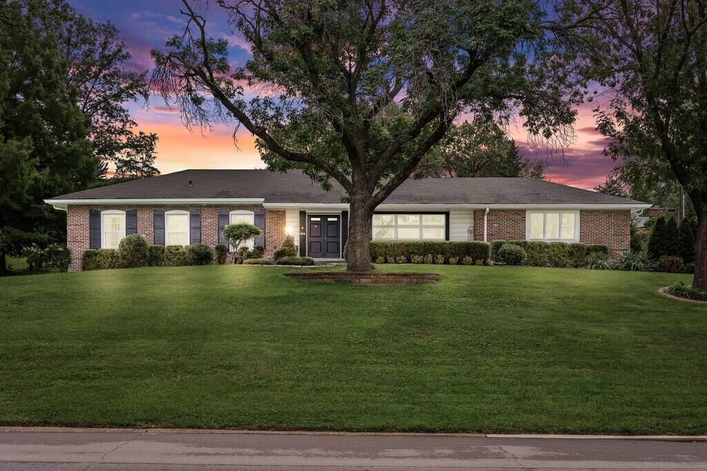 Photo of Outdoor in Creve Coeur