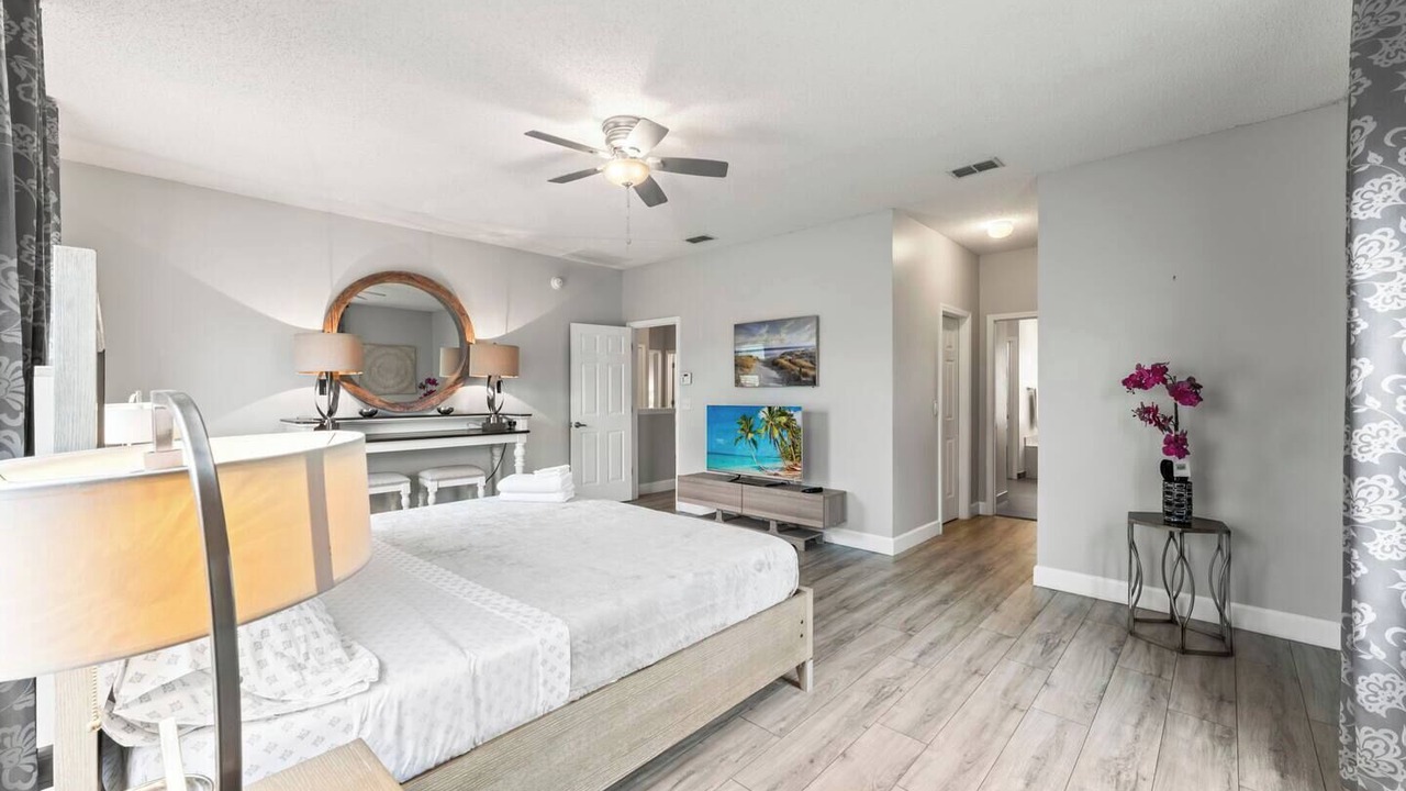 Photo of Bedroom in East Arlington