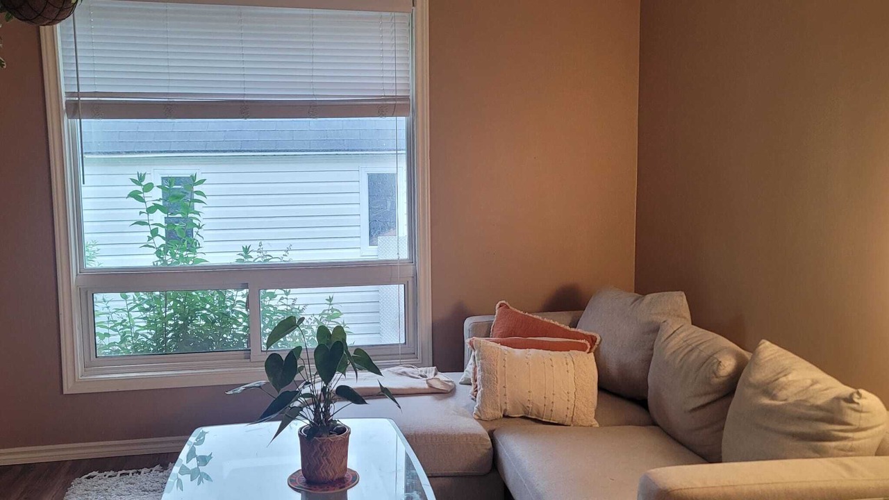 Photo of Livingroom in Chatham-Kent