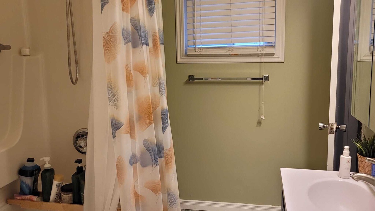 Photo of Bathroom in Chatham-Kent