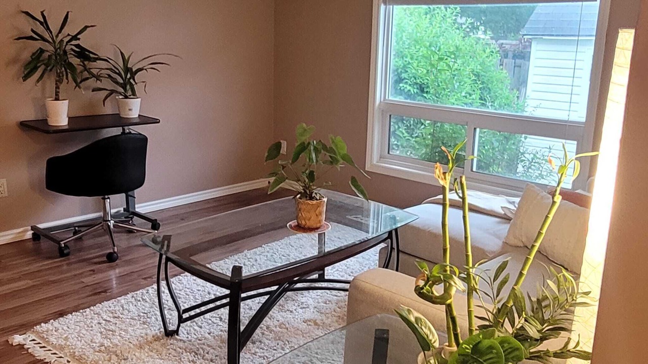 Photo of Livingroom in Chatham-Kent