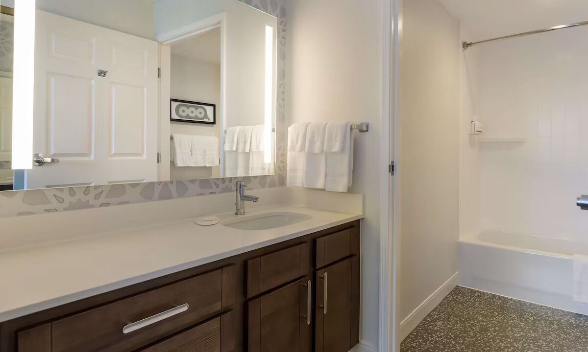 Photo of Bathroom in Oyster Point