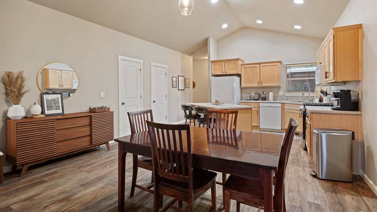 Photo of Others in Boyd Acres