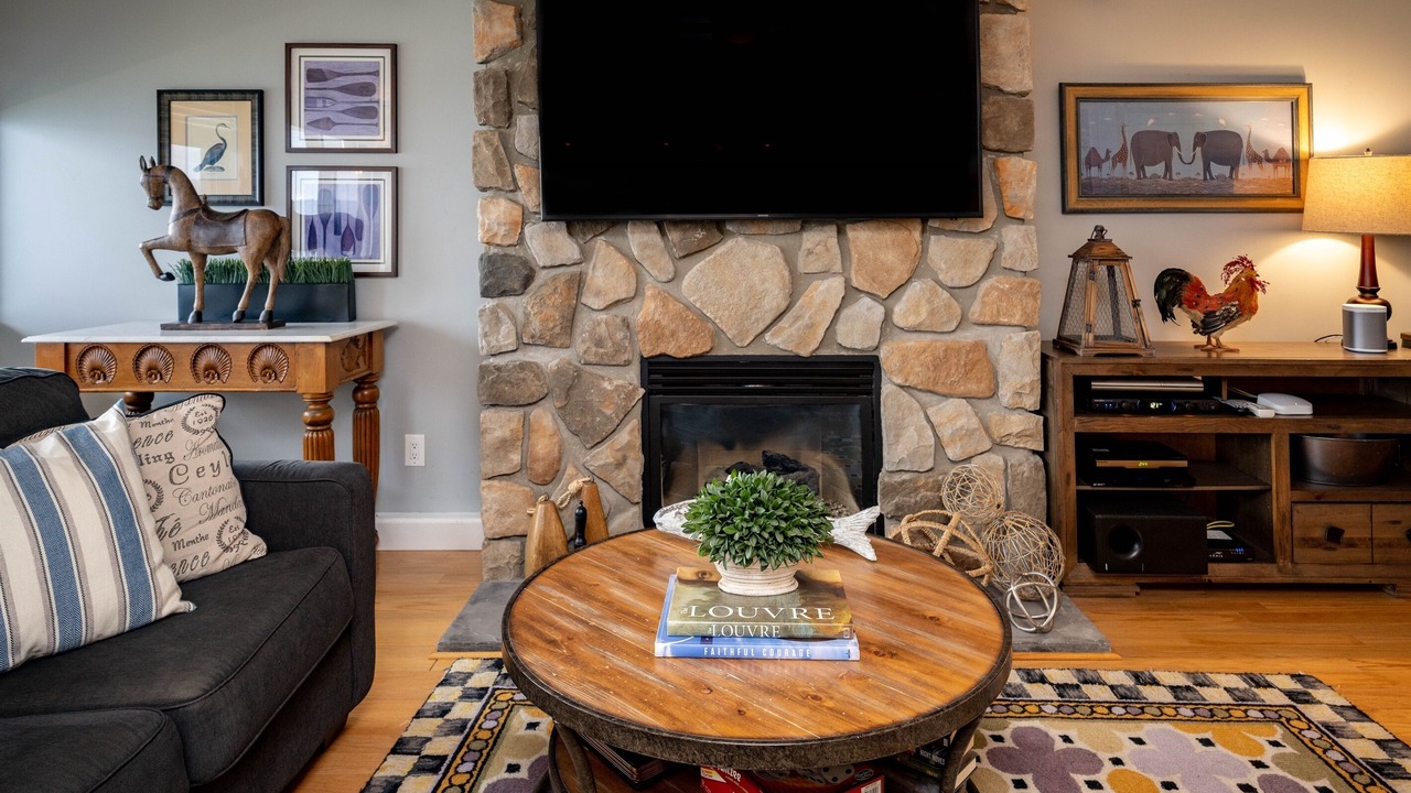 Photo of Livingroom in Canandaigua