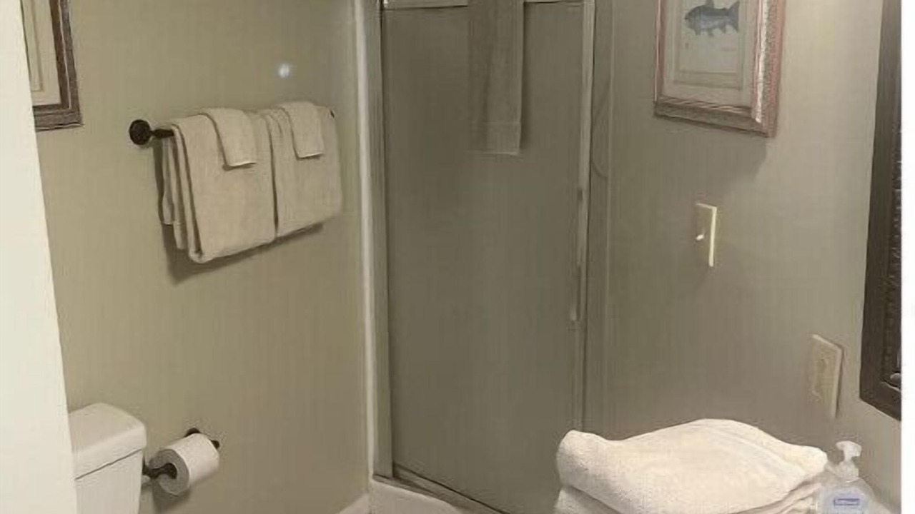 Photo of Bathroom in Helen
