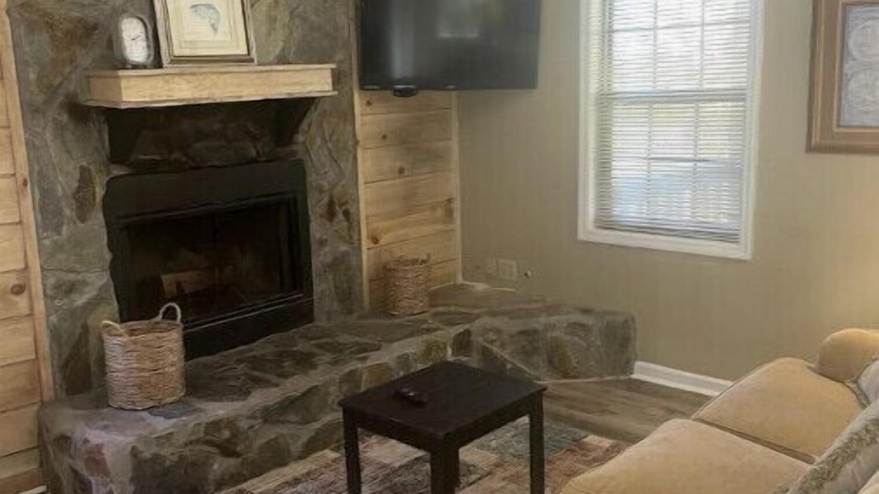 Photo of Livingroom in Helen