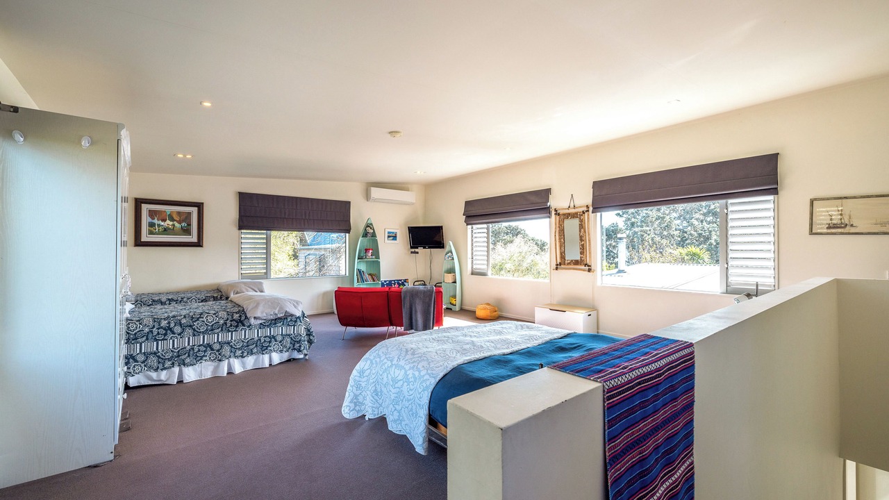 Photo of Bedroom in Surfdale