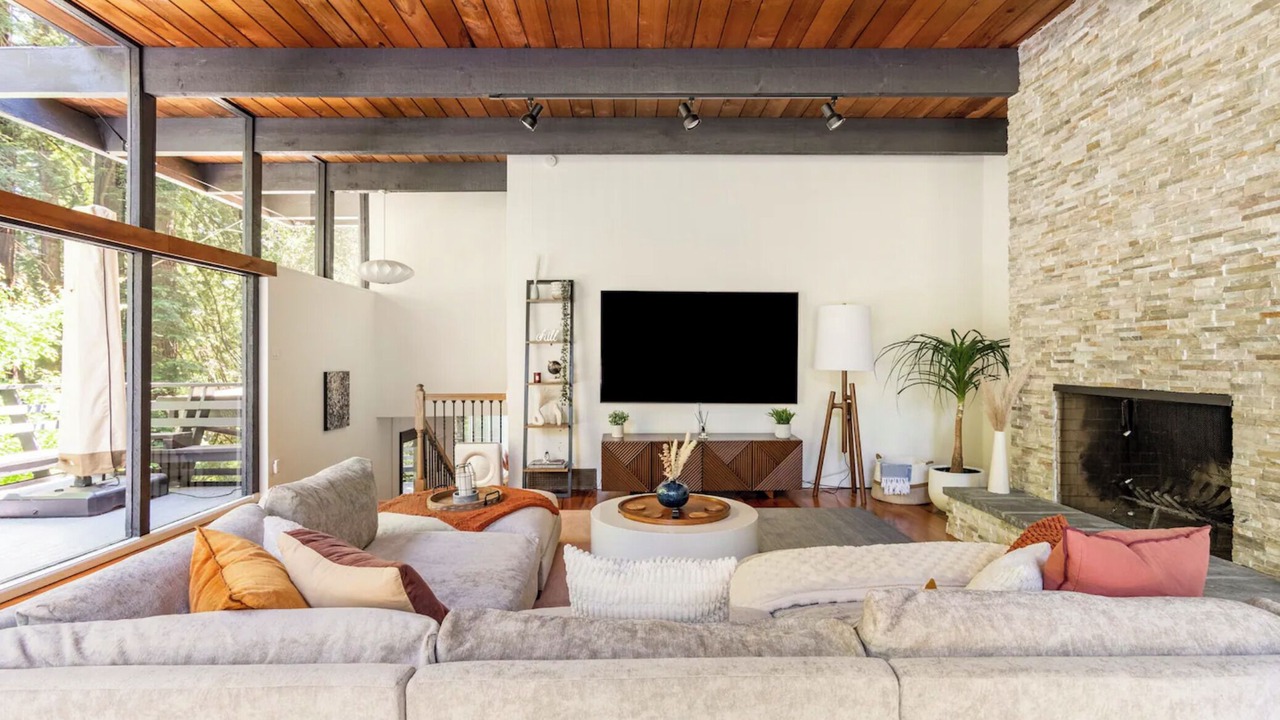 Photo of Livingroom in Redwood City