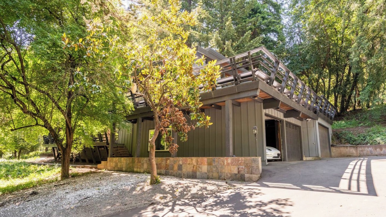 Photo of Outdoor in Redwood City