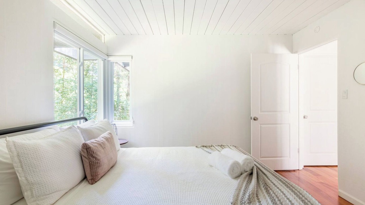 Photo of Bedroom in Redwood City