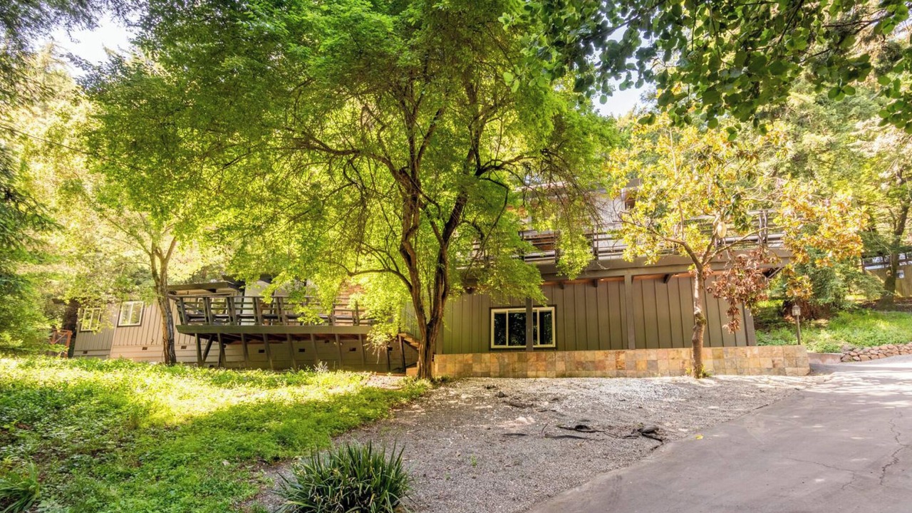 Photo of Outdoor in Redwood City