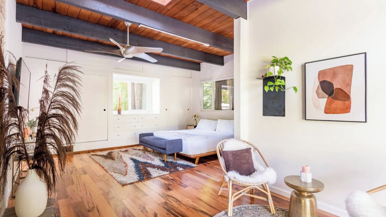 Photo of Bedroom in Redwood City