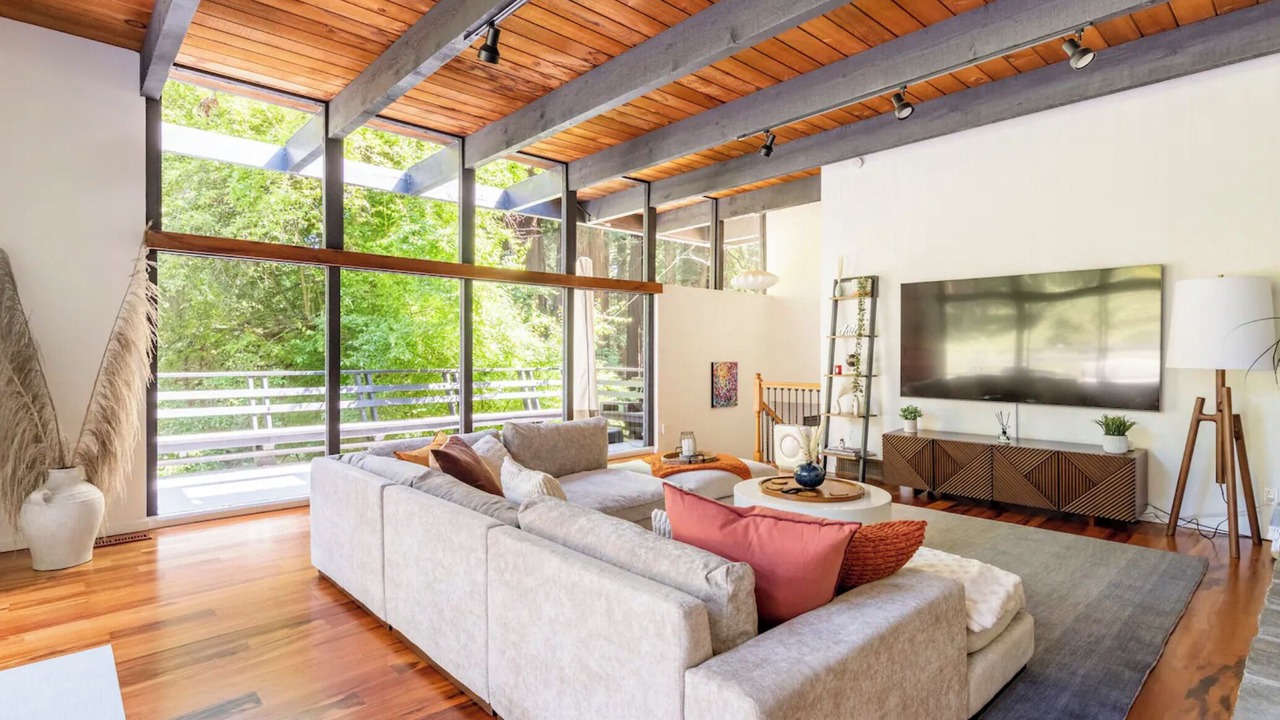 Photo of Livingroom in Redwood City