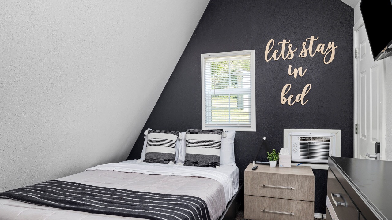 Photo of Bedroom in Lampe